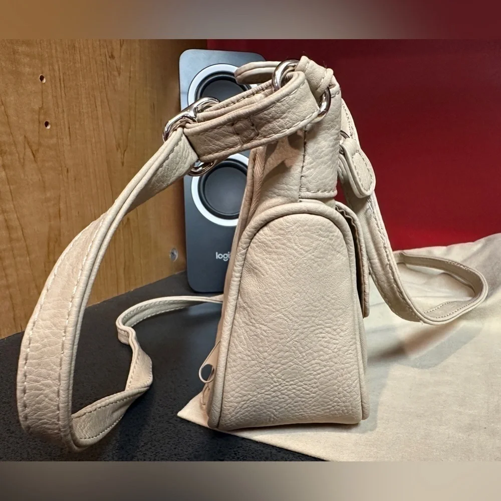 Alfred Dunner Small Tan Faux Leather Crossbody Bag